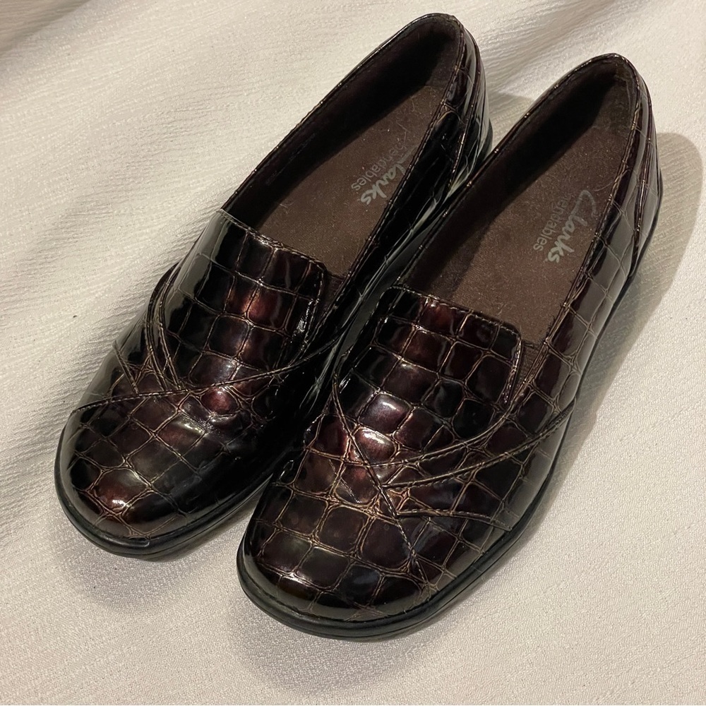 Clarks Collection Womens Gael Angora Loafer Shoes Brown Crocodile Embossed 6.5 M